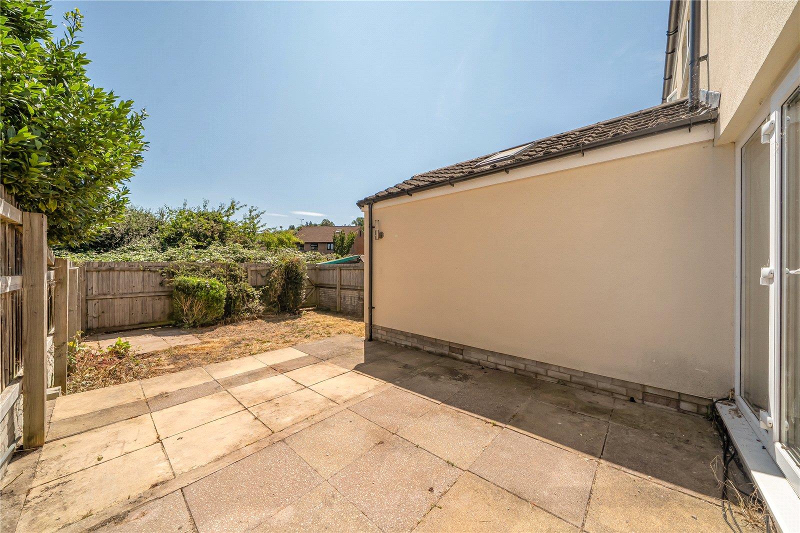 Property Image 8a6eb3d0-851a-470e-95e8-44d6cc34da10