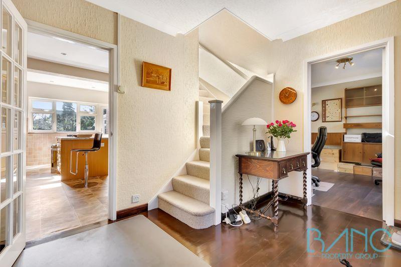 Property Image 8a77e2da-963d-4bde-9062-4a9b2c4e52a5