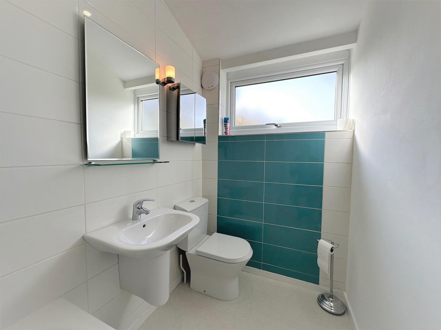 Property Image 8a787e88-61f3-4783-a583-5fa33bc3db61