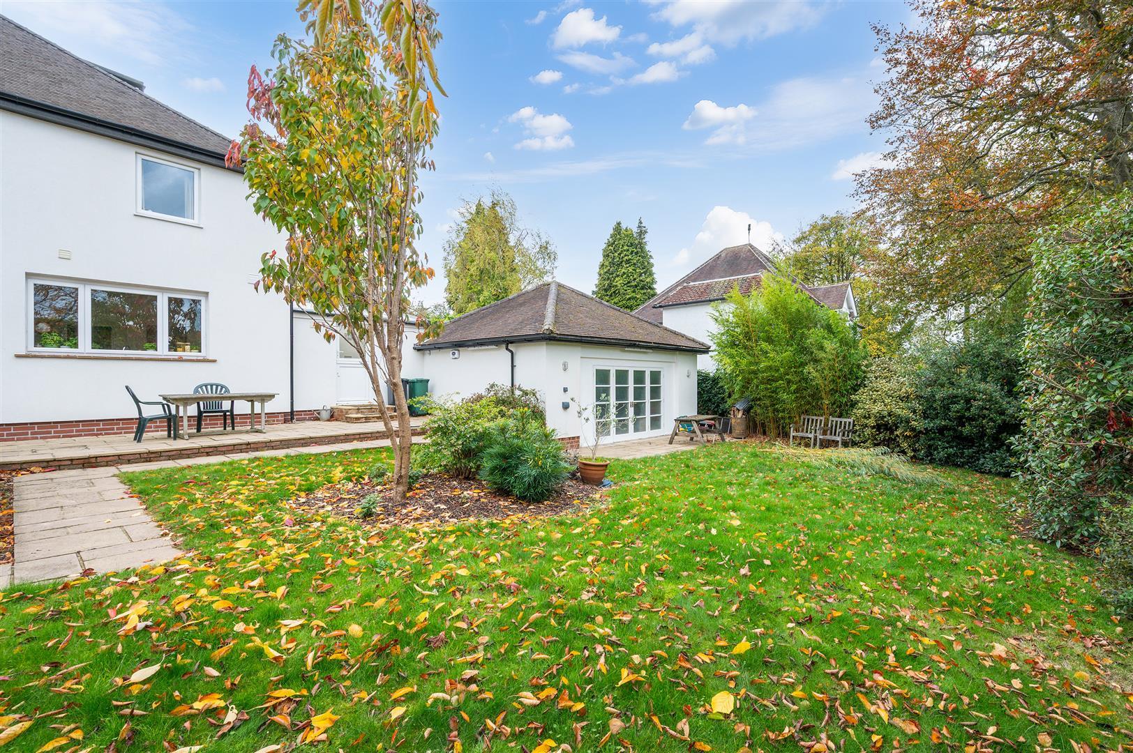 Property Image 8a8403a6-5d30-4bdf-987b-77fb86fc41fa