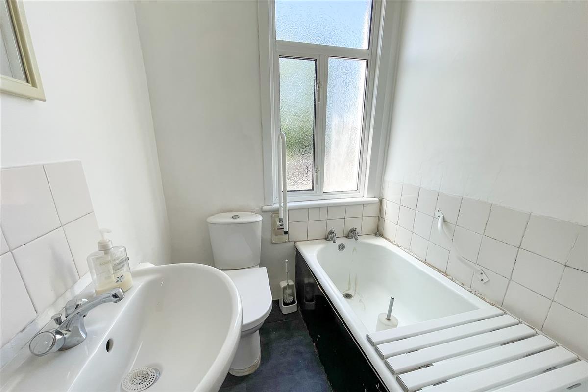Property Image 8a8a2b05-3d0c-4b8e-b168-28edafd34707