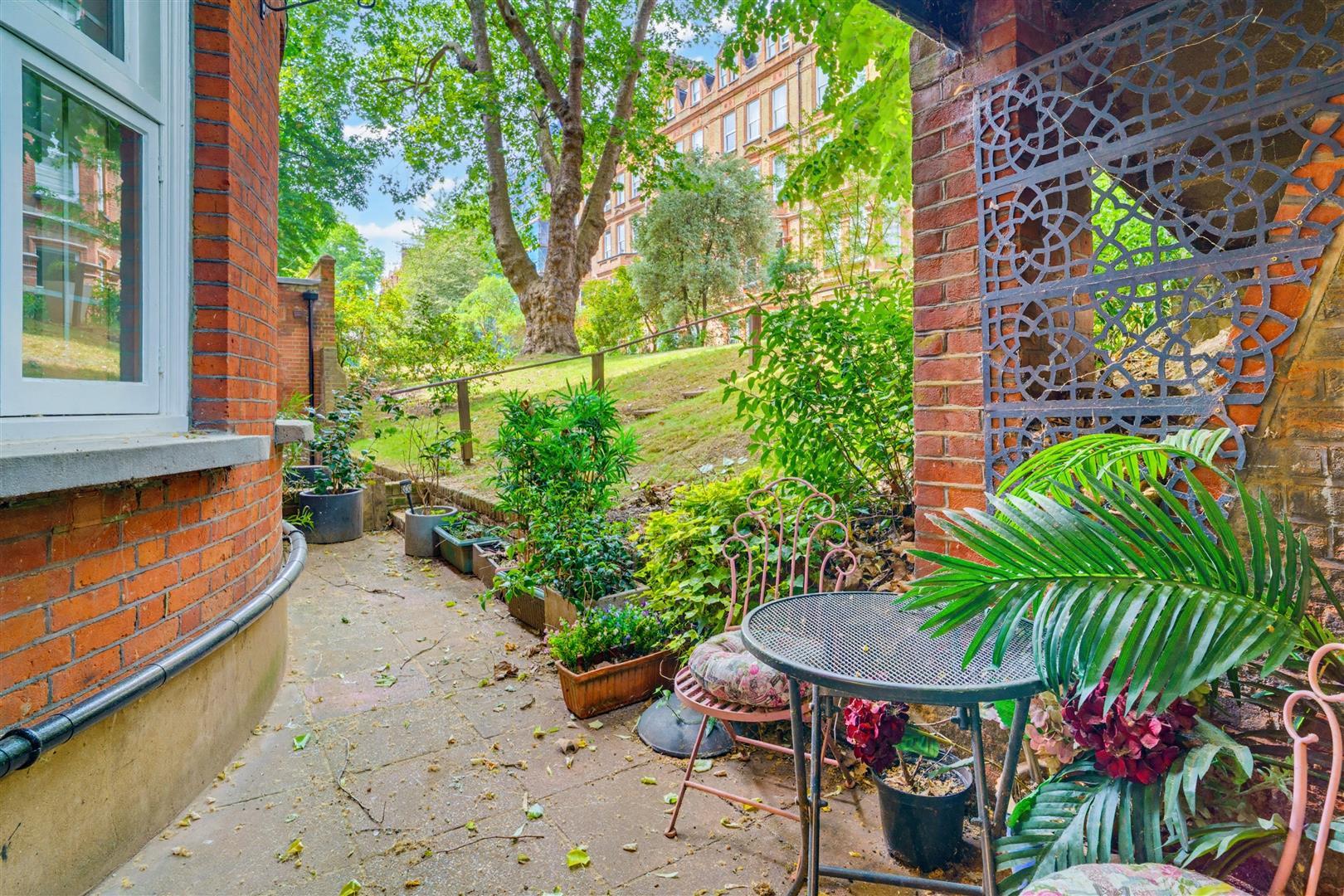 Property Image 8a8eaf21-16aa-4191-a4e4-515a0153dbd8