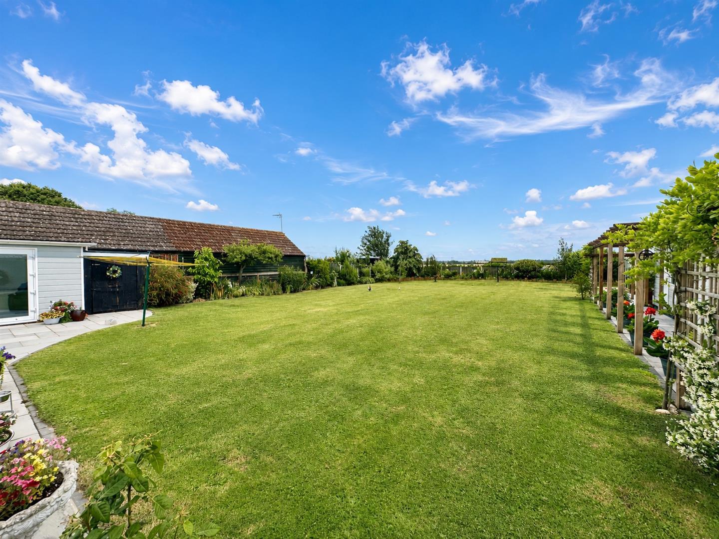 Property Image 8a9767ce-6ea1-4a3c-8f79-86ff3f866dc0