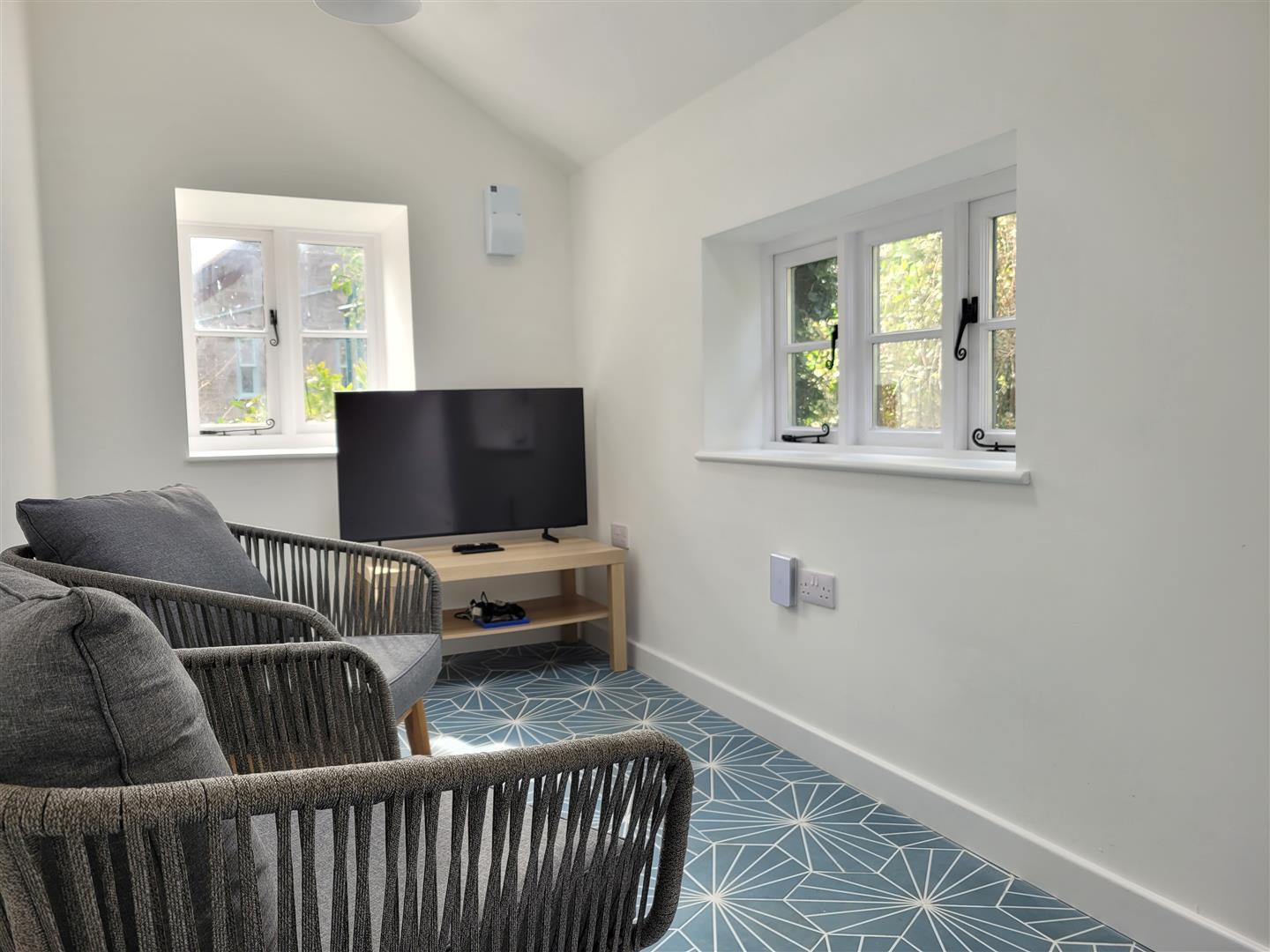 Property Image 8abd0956-7422-48ed-b643-63216216afb0