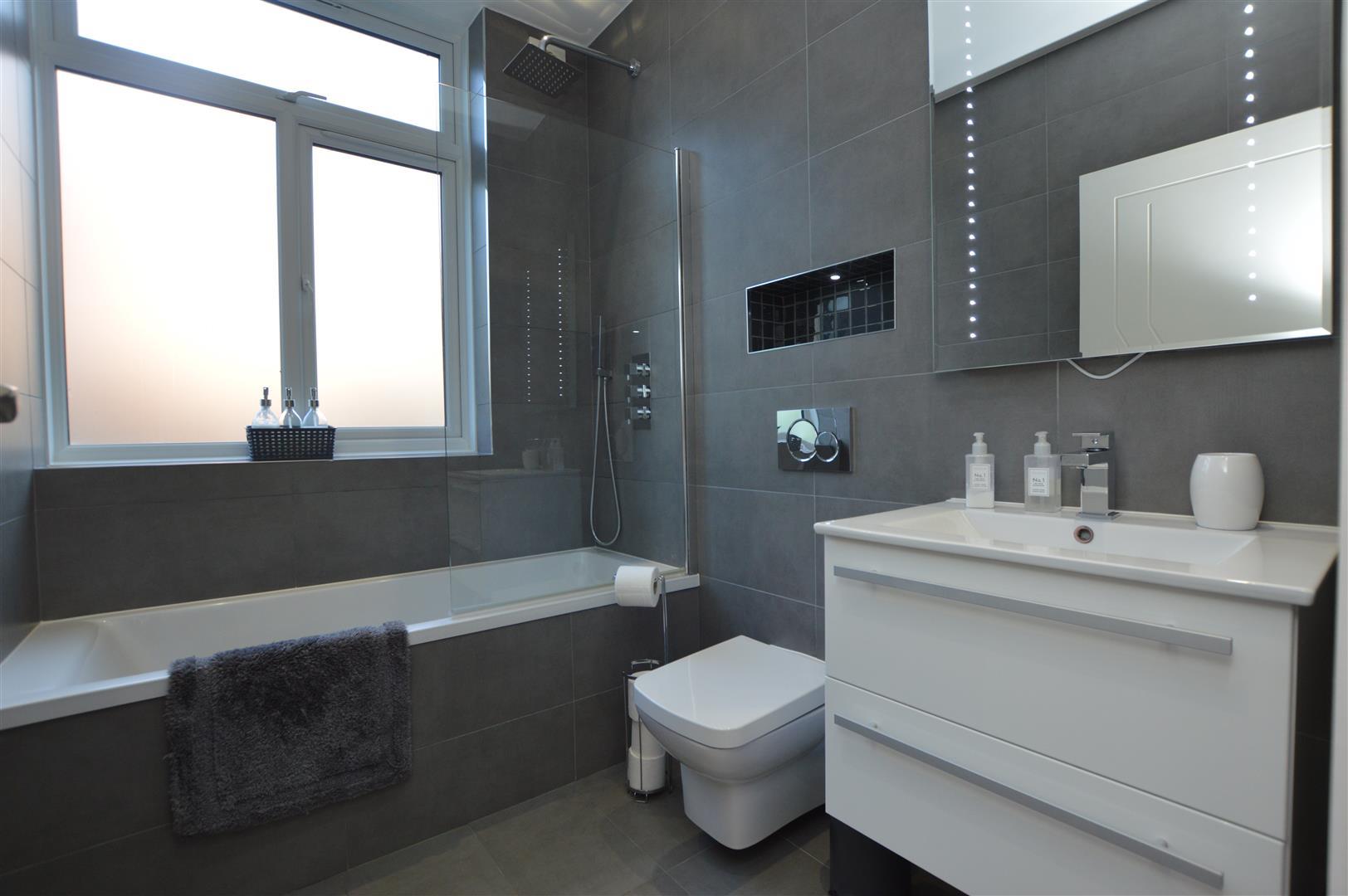 Property Image 8abf1000-d9bd-4b33-8aac-bc03696fbcac