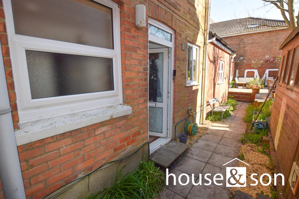 Property Image 8ac53045-5975-40c9-bf60-9e2590b38705