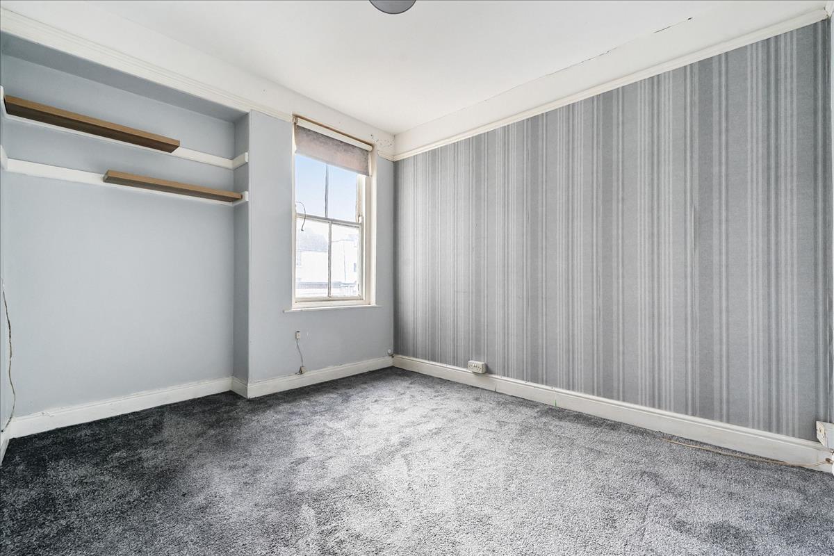 Property Image 8ad01d06-b2a6-4f2e-9994-6e561132ece2