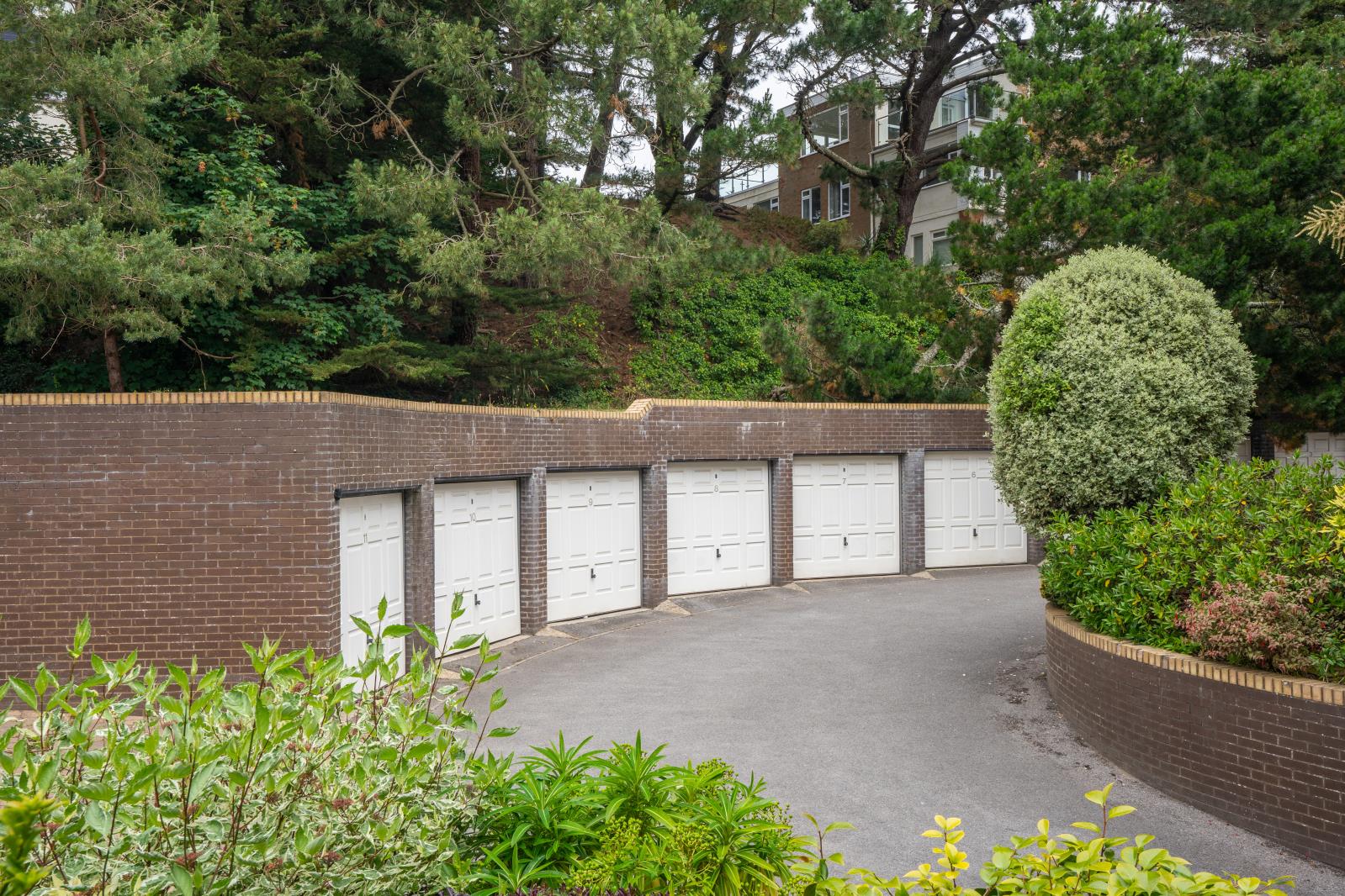Property Image 8adf96f9-82cb-4c5b-a2a9-c3a85fa9e568