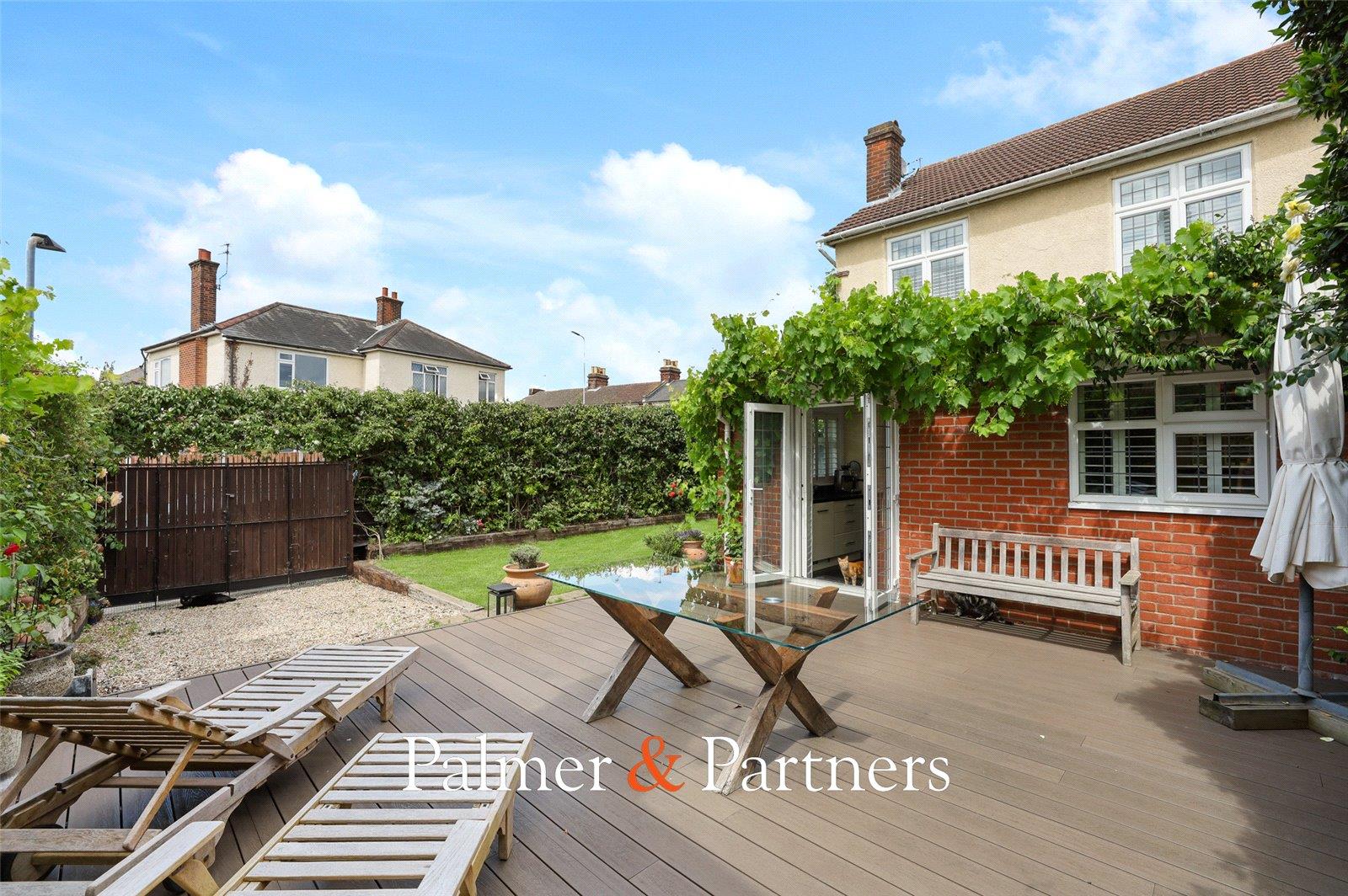 Property Image 8ae0b26a-f458-4e1c-a463-58d2d8ffb6c6