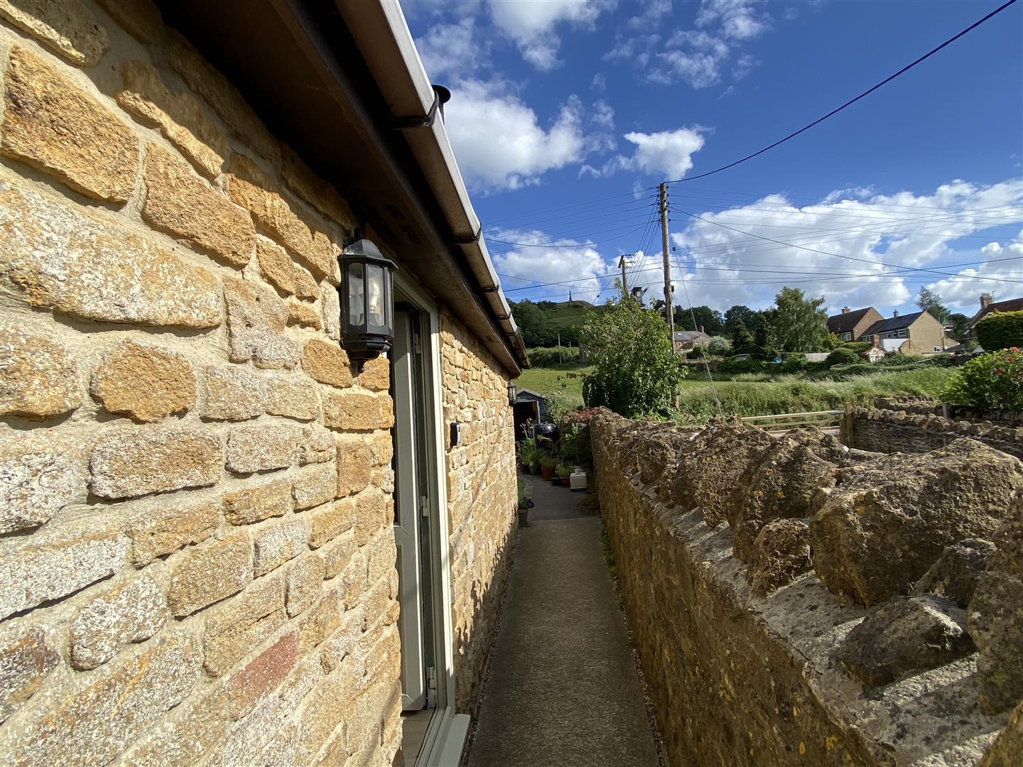 Property Image 8aeae013-248c-4cb1-b9bd-8946e7c92b06