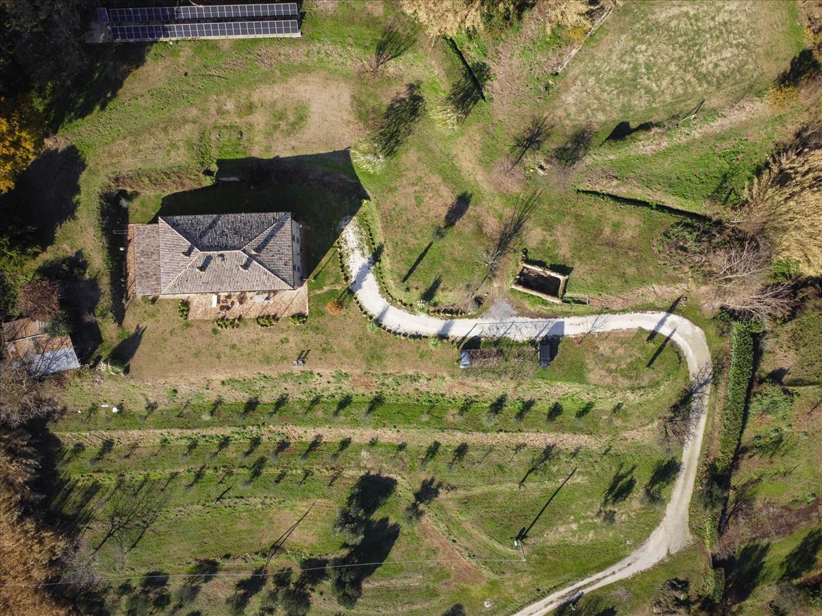 Property Image 8aef9d57-c075-4589-8528-5f28d7d60b61