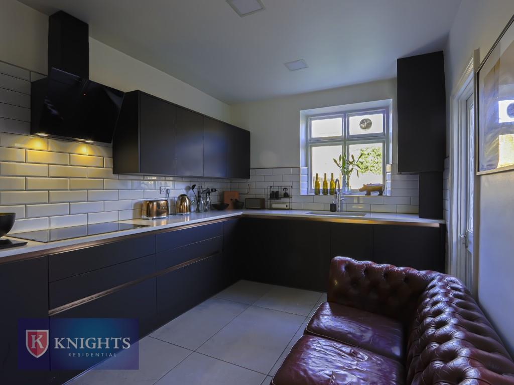 Property Image 8af04fd6-2bd1-499b-93d2-f4eeba93e311