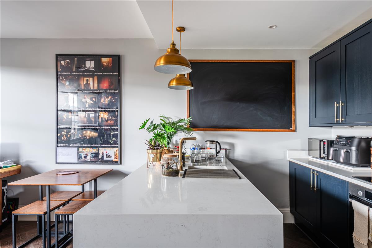 A rare opportunity to acquire a mixed-use freehold investment in the heart of Lower Clapton, positioned on Chatsworth Road, an increasingly sought-after high street known for its independent businesses.
