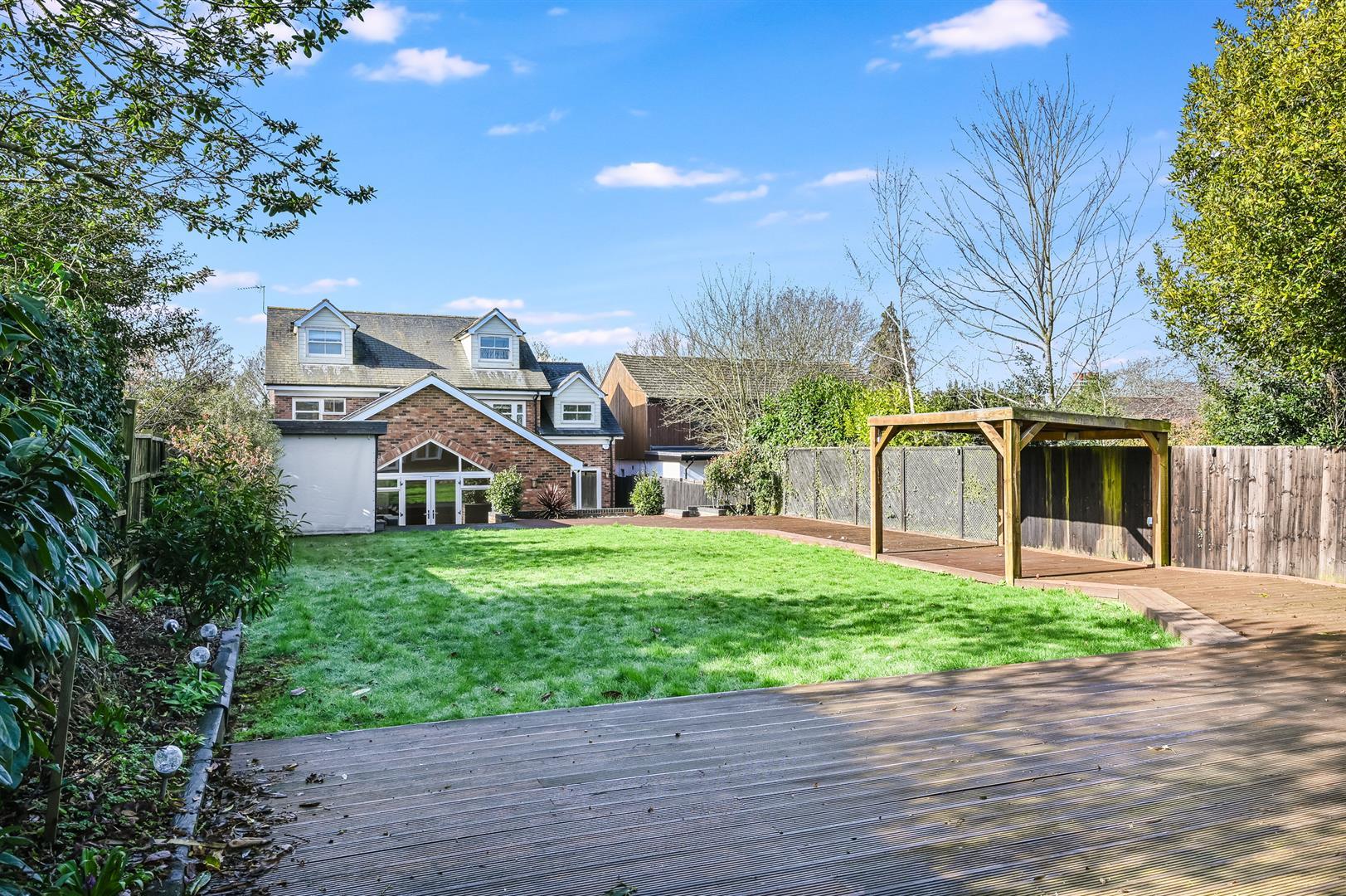 Property Image 8b0d16a0-a79a-47a4-bbbb-bed11550513b