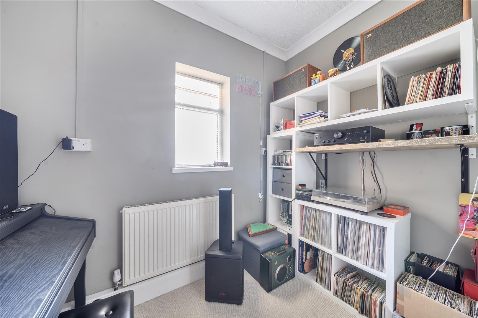 Property Image 8b27334b-9a6b-4d3d-a84c-52417f9abdbc
