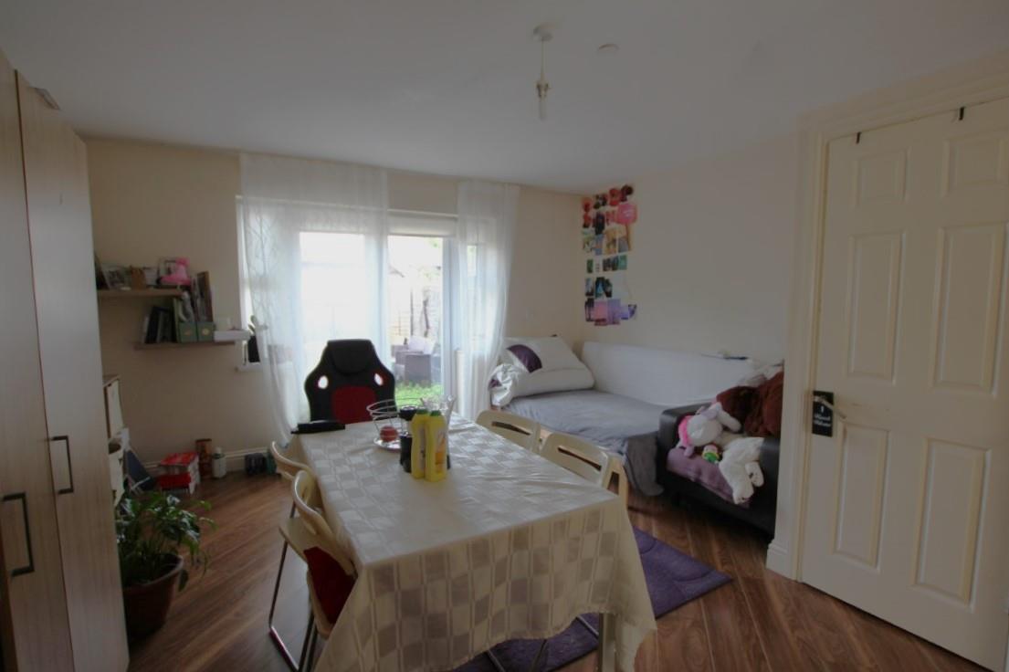 Property Image 8b27dffa-7669-4cb7-82fe-baf276af8b83