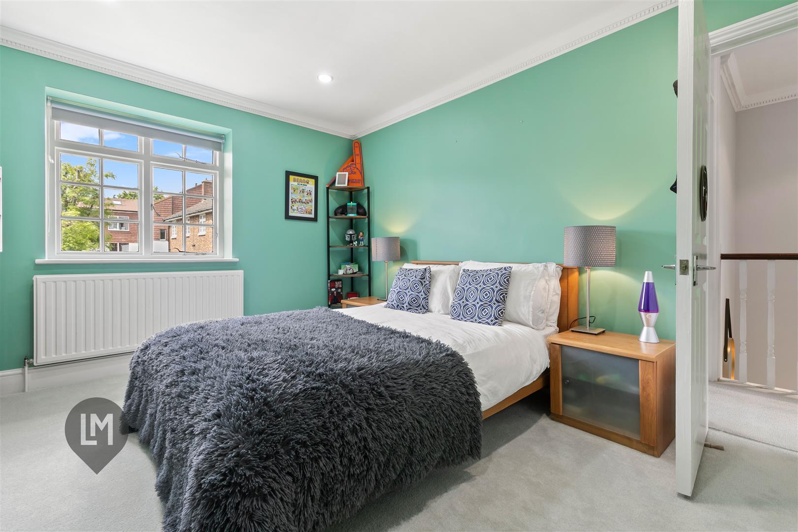 Property Image 8b53a15c-829c-4156-a256-3605943849e5