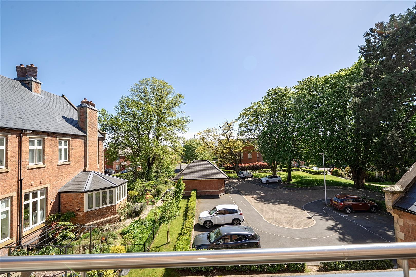 Property Image 8b54d330-dc41-4eea-96f0-bf26db18a579