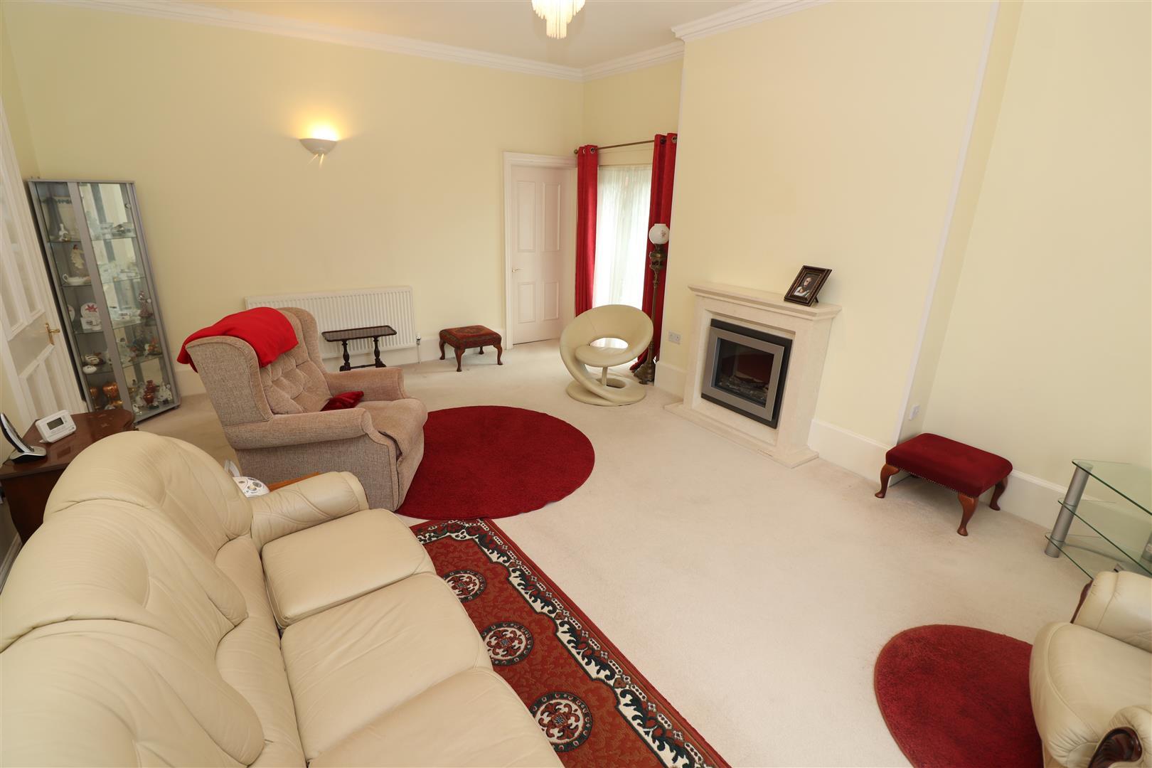 Property Image 8b68ff60-1f12-41f9-87d6-4fbb95d85118