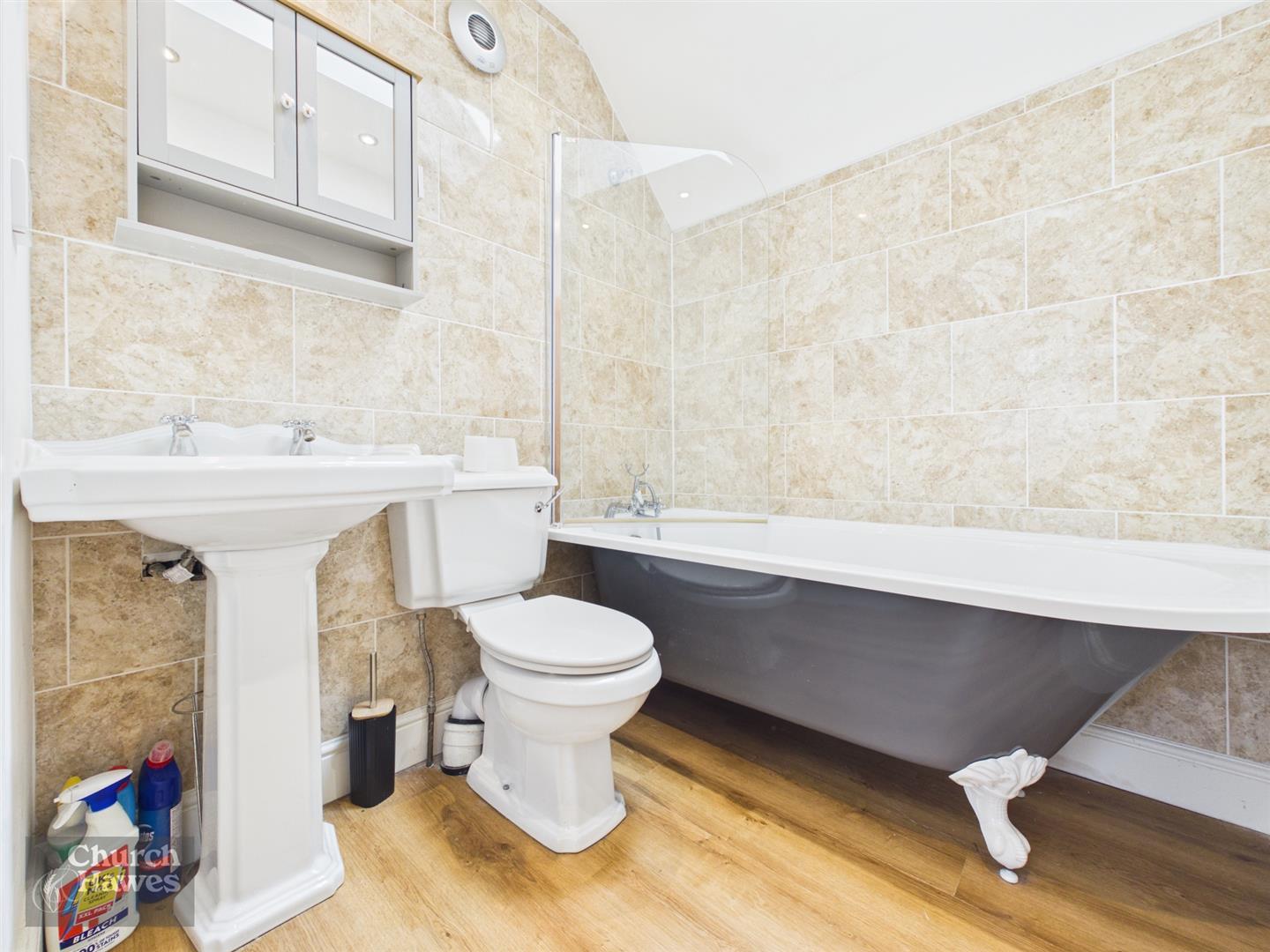 Property Image 8b6b539d-df7a-404f-9b5a-e5d230206317