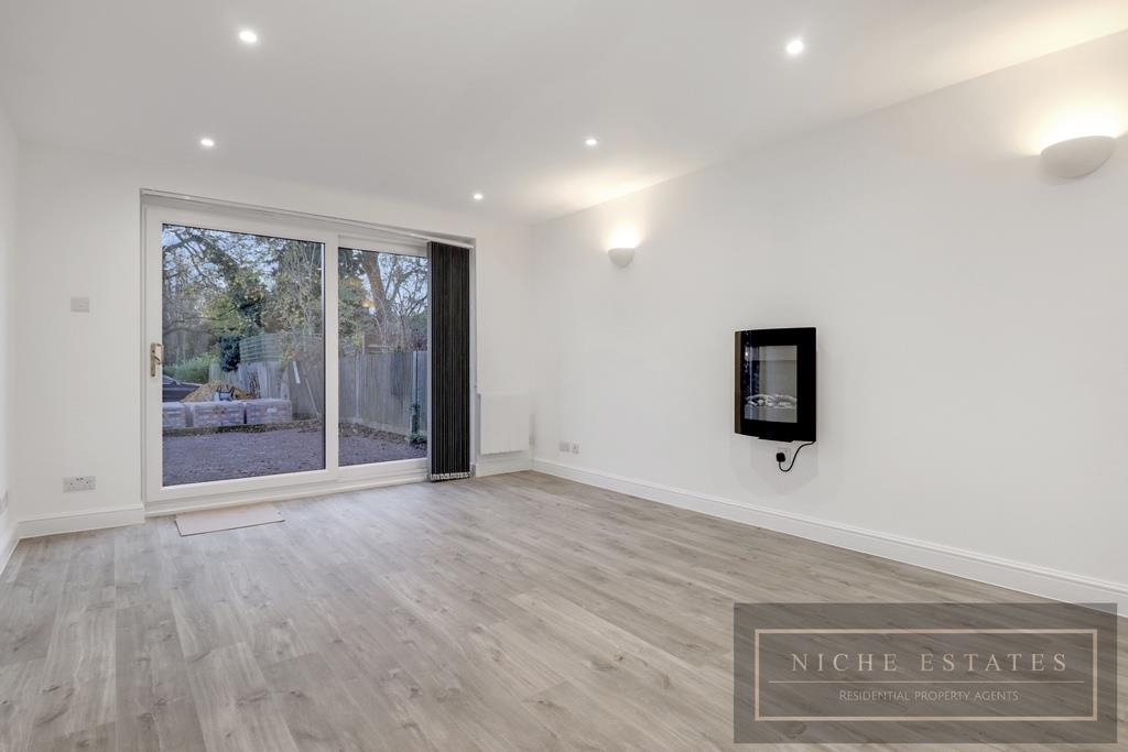 Property Image 8b718f5f-730d-47ee-b049-5cf7614588ca