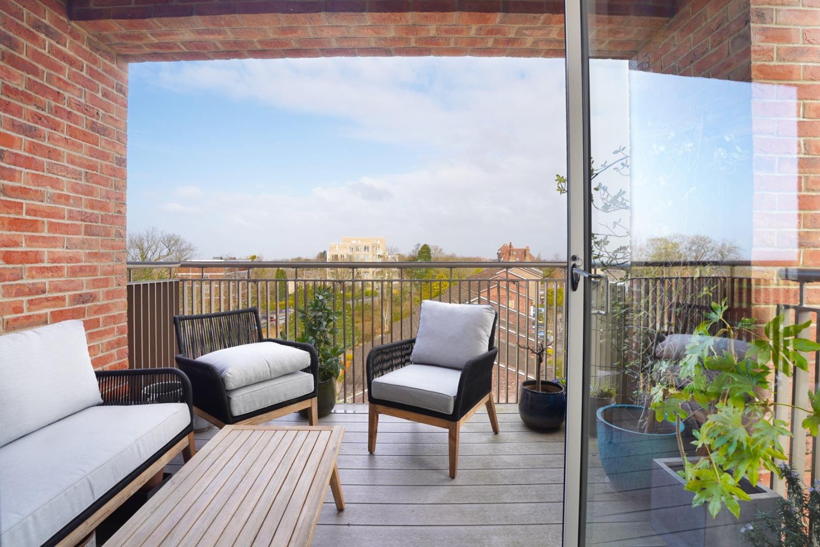 Property Image 8b79392d-5ee0-4a87-ad81-b61098ee63e3