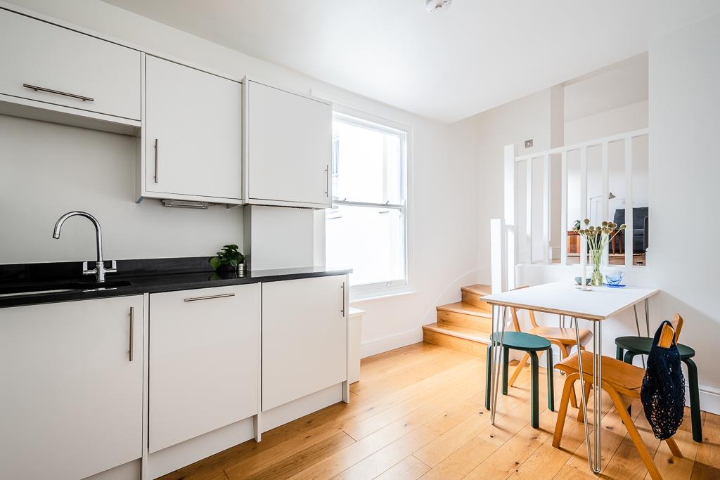 Property Image 8b7c9461-7290-4c79-8cad-7c2398550da5