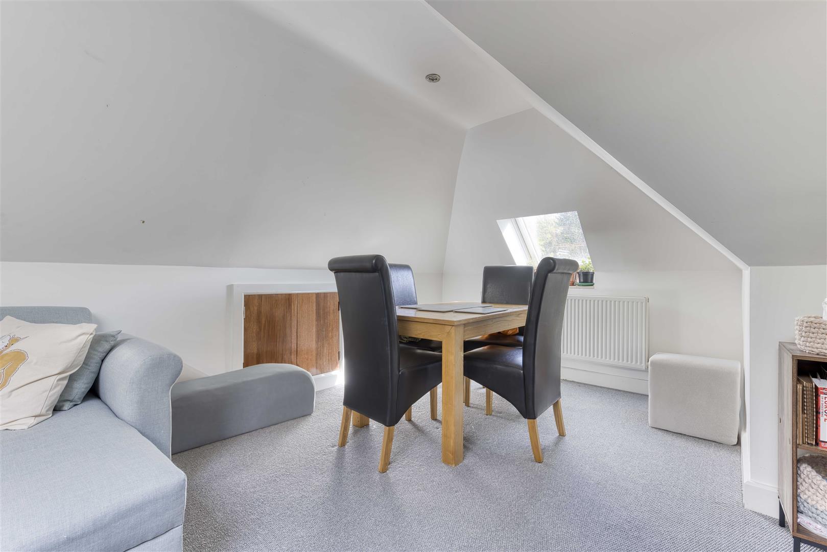 Property Image 8b83a14c-e1bd-41da-babf-bf651a73c8ac