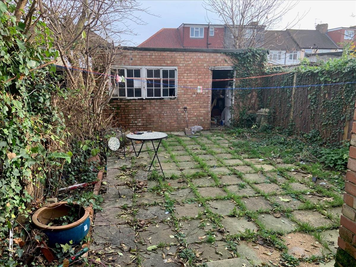 Property Image 8b915b3d-f333-4bc2-8a84-19b4f0a3202e