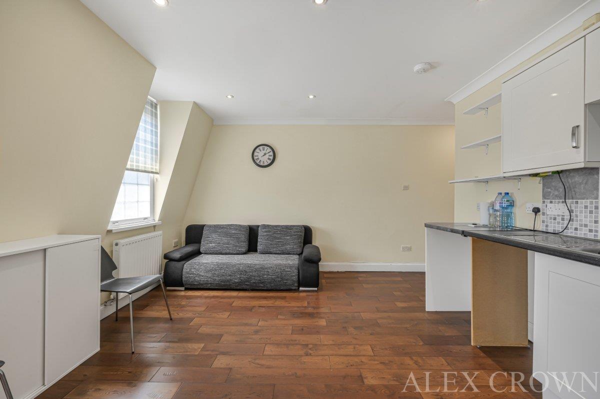 Property Image 8b95a3a3-3233-4bdb-8654-640f81f43f7c