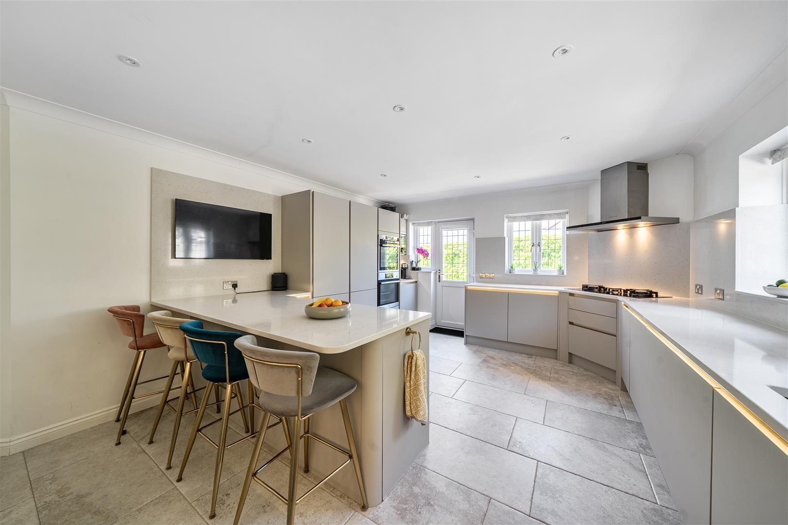 Property Image 8b98ebcd-0e1b-46b0-bd67-7ec51824d4e7