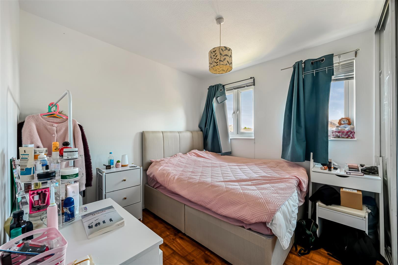 Property Image 8baee3c0-6436-4255-9106-fe17c59ea502