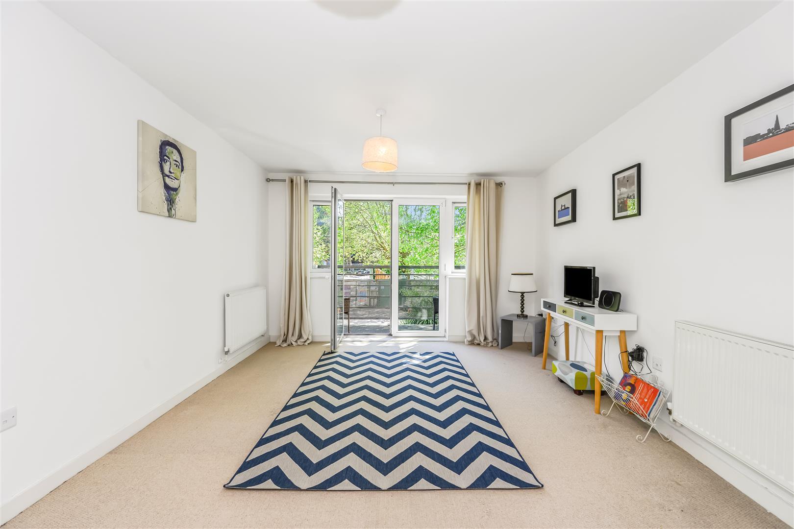 Property Image 8baeea5a-6ee4-48c7-8339-95e86ff0f066