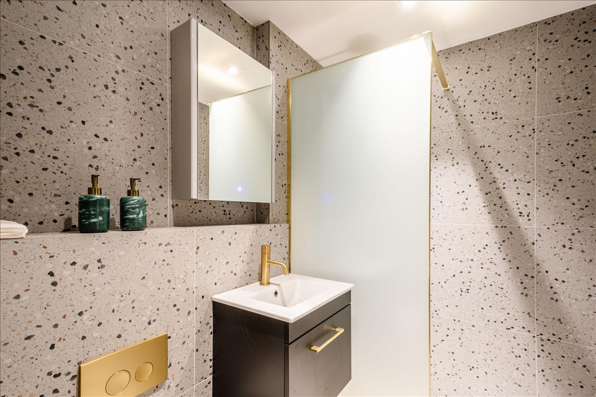 Property Image 8bbfa527-4b48-464b-8caa-5db65c62365b