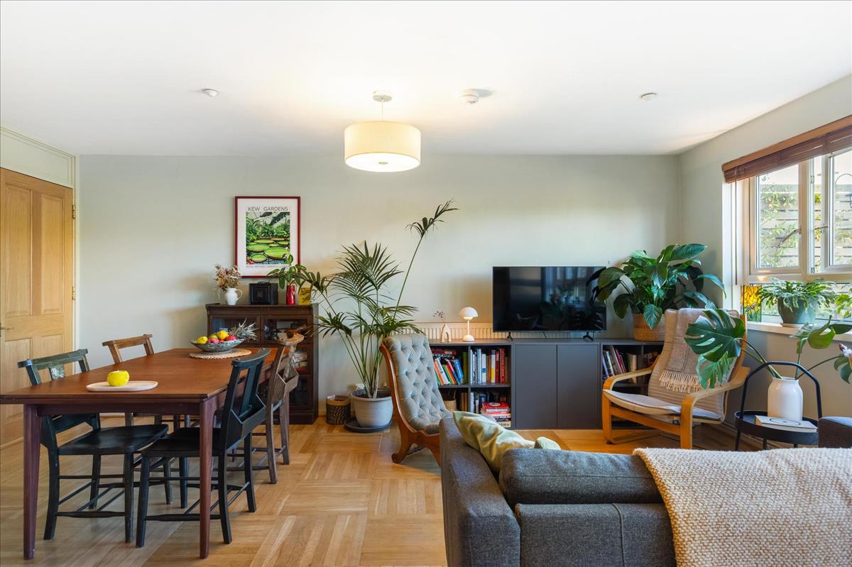 Property Image 8bc85498-f59d-4a4a-84cf-9b264be31eca