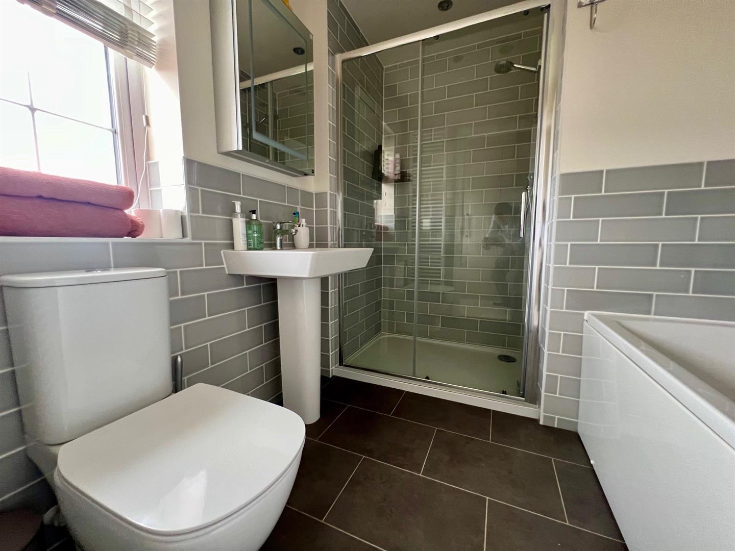 Property Image 8bd9e2c6-87e4-49a9-ae17-17641b36efa8