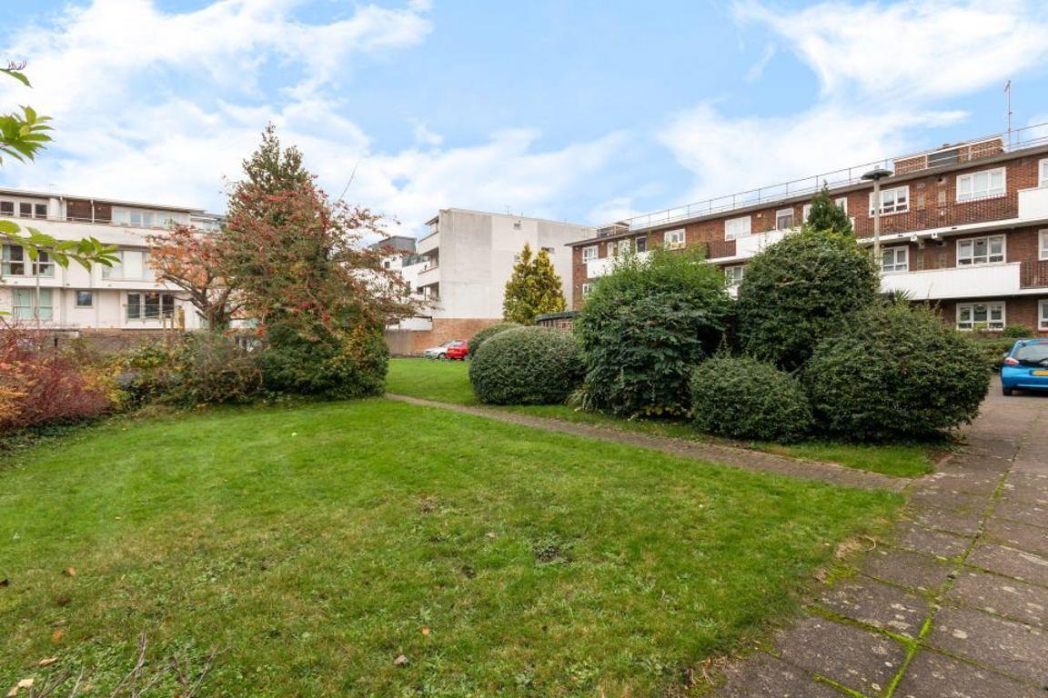 Property Image 8bea9417-e52a-4b95-ab81-350b6d2db17d
