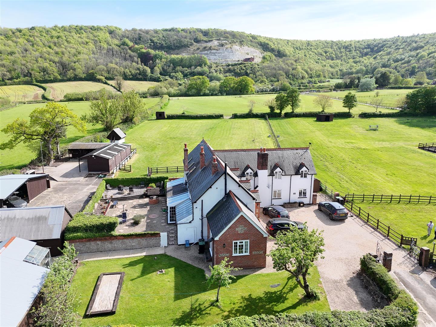 Property Image 8bec353d-4c1d-4730-8218-7b43283c8691