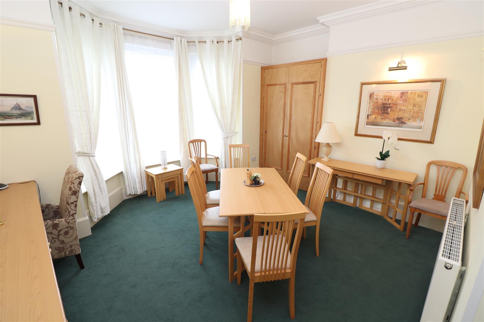 Property Image 8bf055bb-d58b-45bb-92e0-8dba841d6751