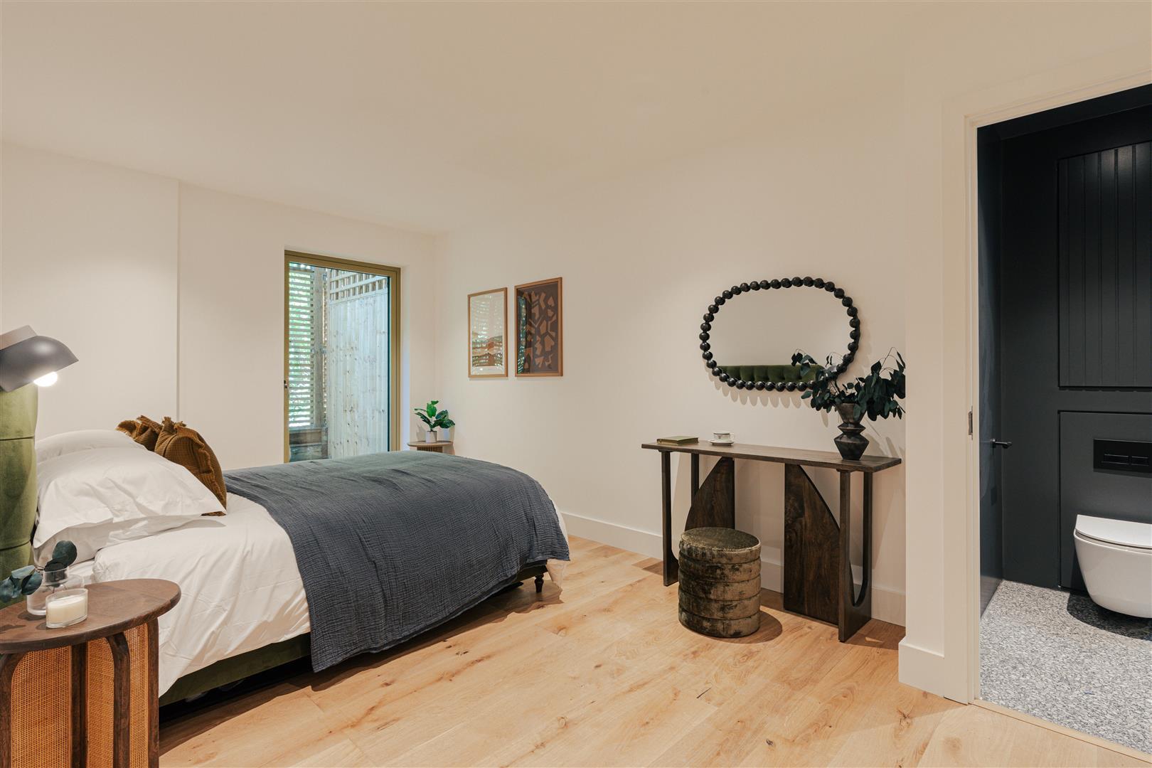 Property Image 8bf18063-8a7e-42a1-b351-85c198b7a0fb