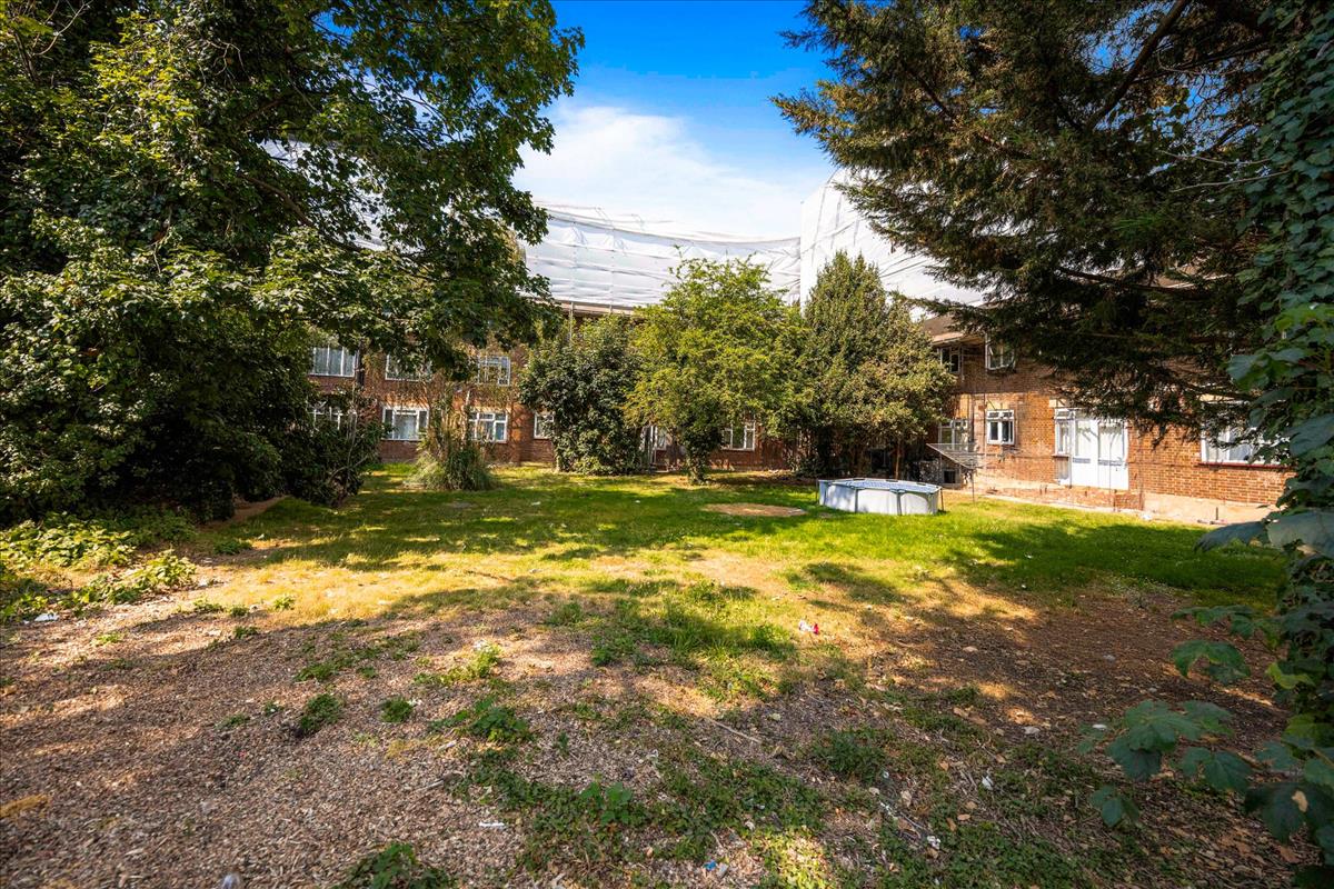 Property Image 8bf331bb-bb2f-4b93-a82b-5031b9ec8e6e