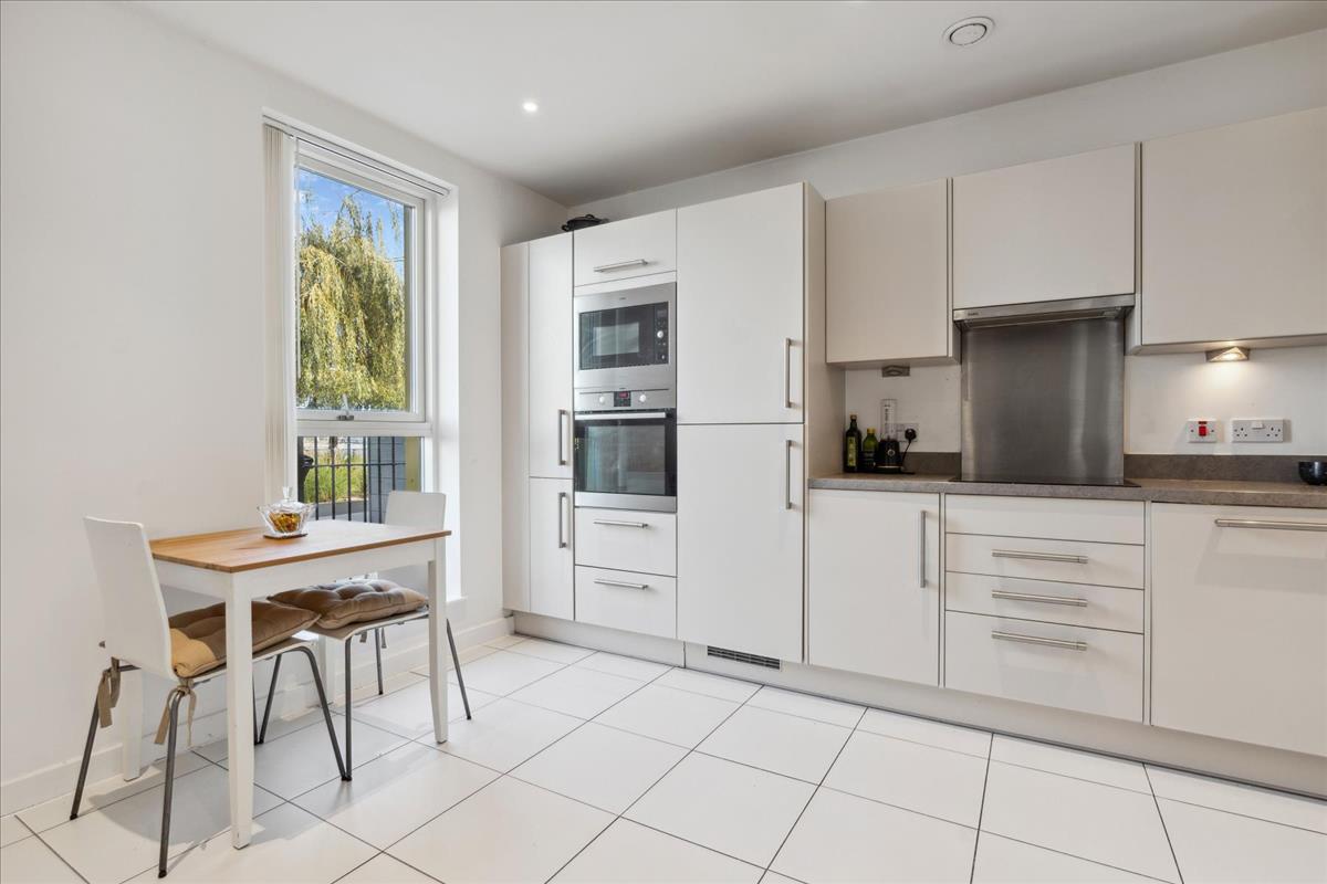 Property Image 8bf7832c-5d56-4026-8335-e92bc080f7ac