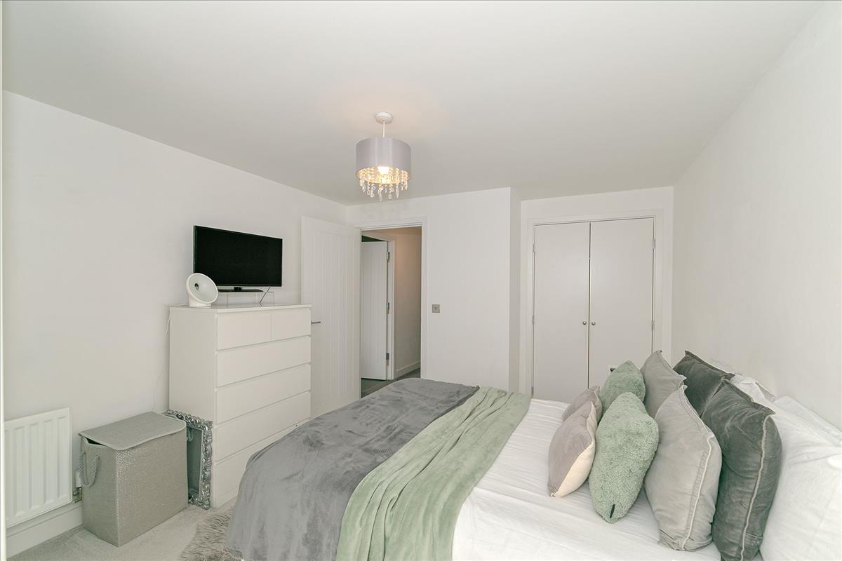 Property Image 8c140141-7214-4a39-8201-bc2e3b8805b4