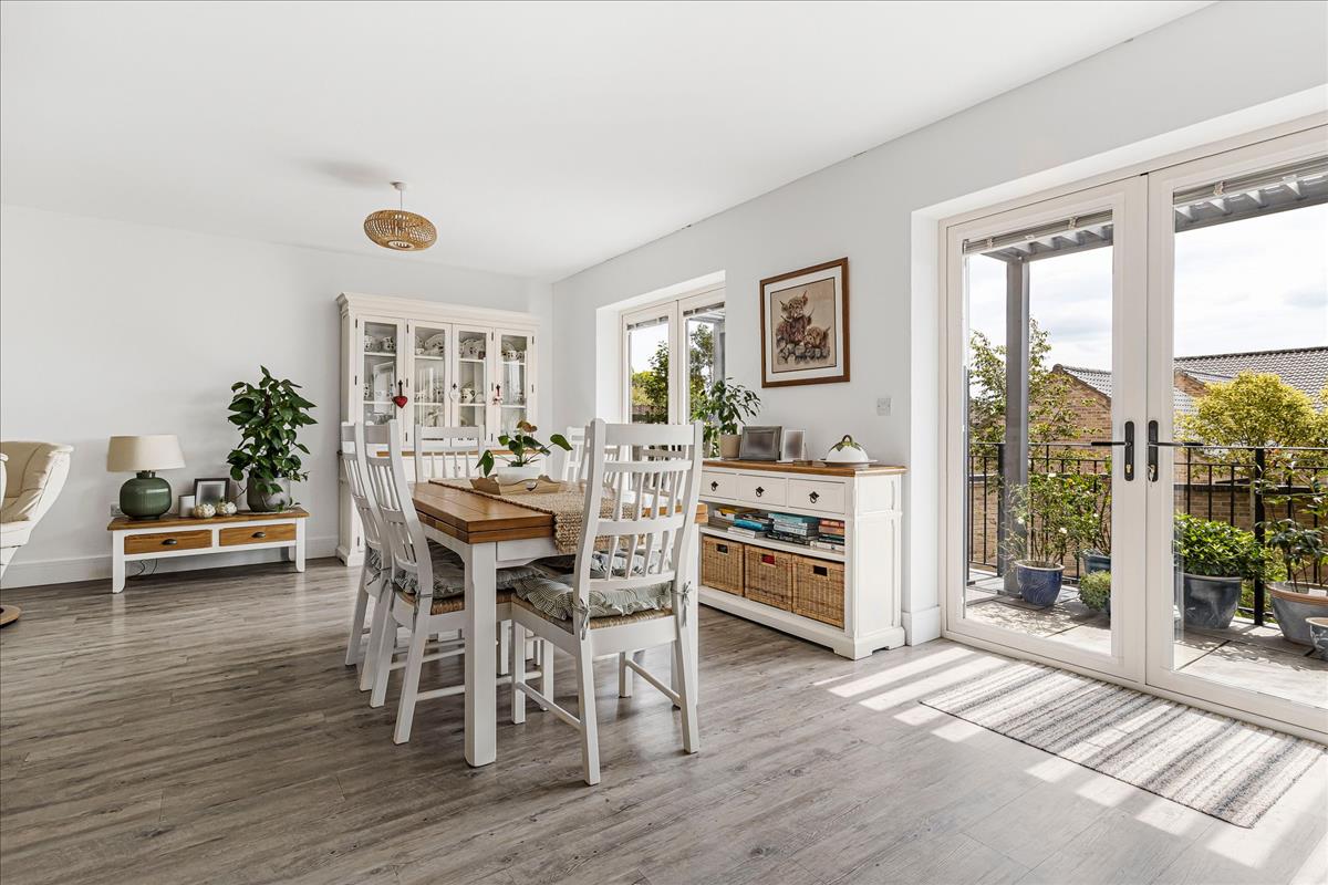 Property Image 8c259429-64fb-4db9-8c46-935d93c76b05