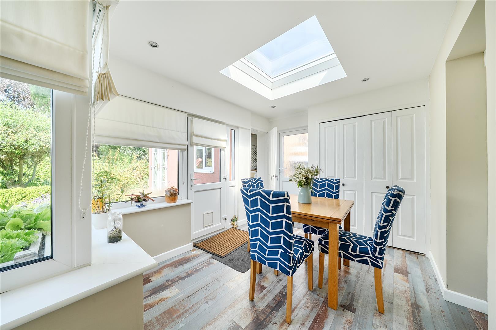 Property Image 8c2b2738-2112-4764-a2f7-a53708870cf5