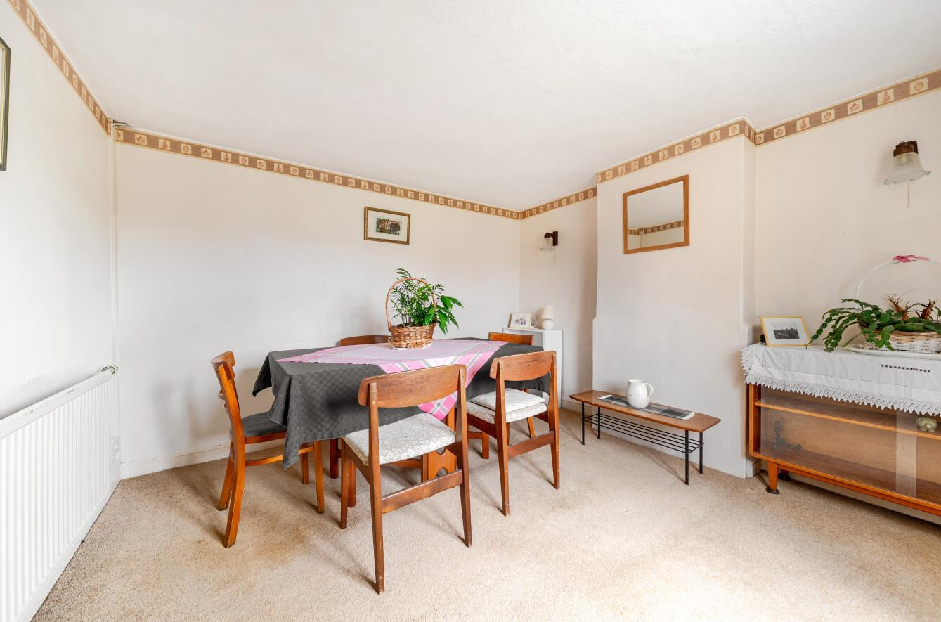 Property Image 8c2e6b98-5e98-4ae0-8793-6b09c673aad0