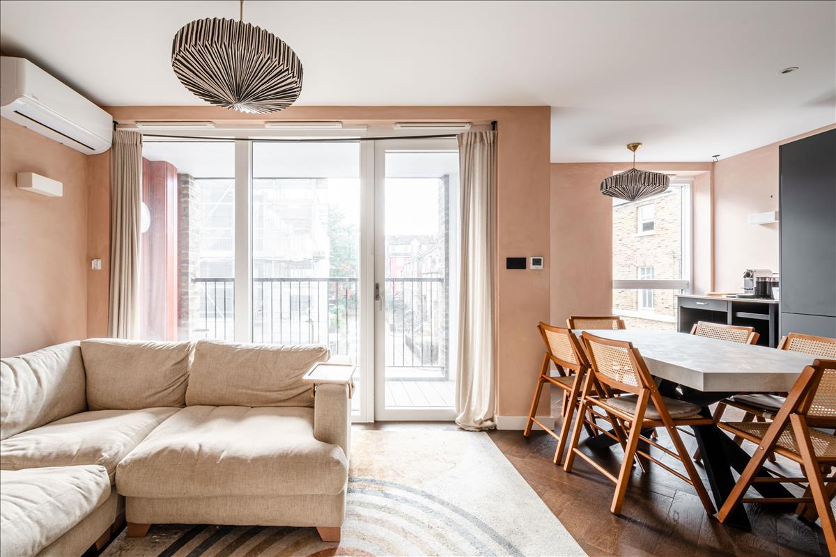 Property Image 8c38b342-8764-46b3-b8eb-2ea27d225691