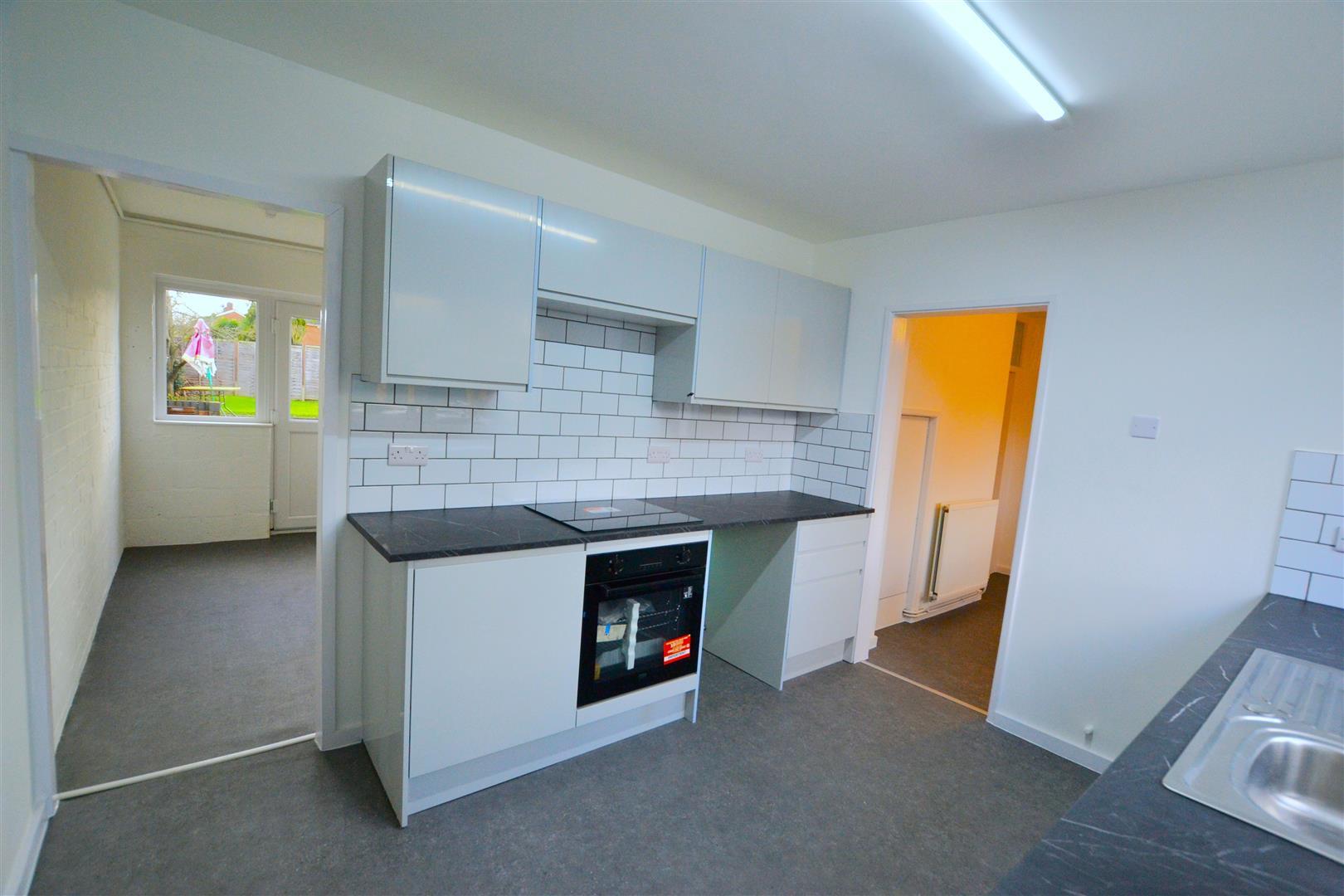 Property Image 8c415833-61d7-4530-8f97-738bffcdb36f