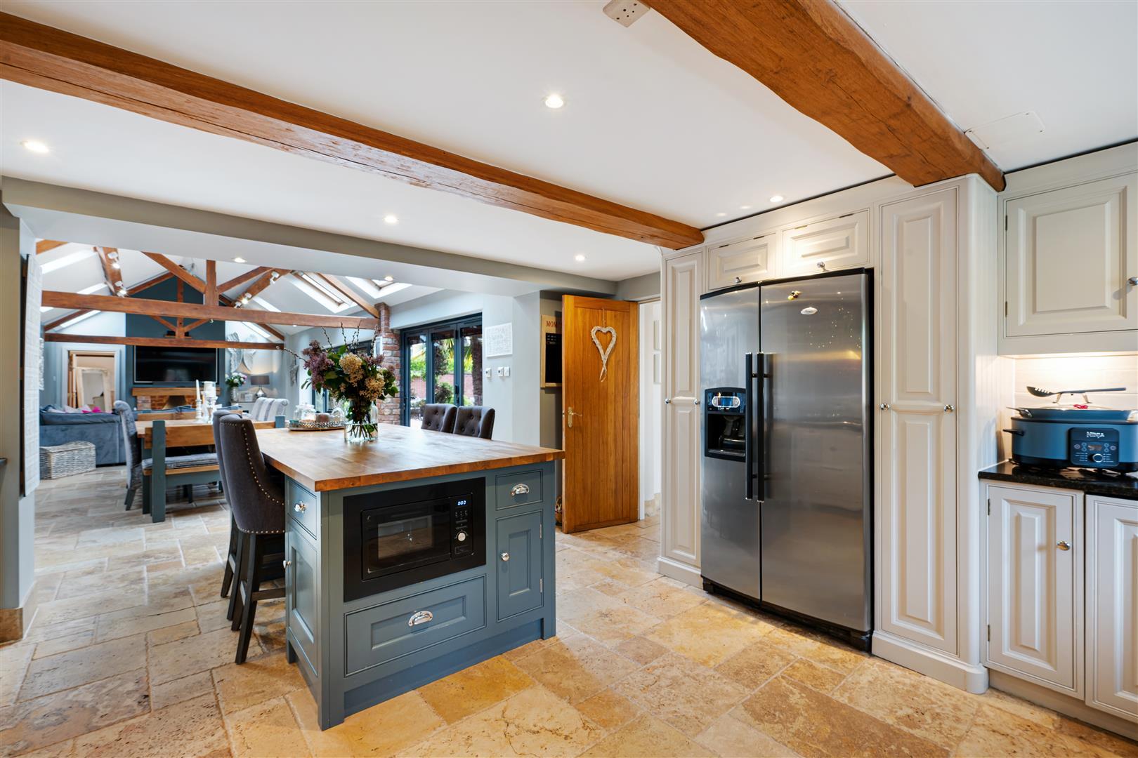 Property Image 8c43f967-4136-46bb-92af-81addfc6a299
