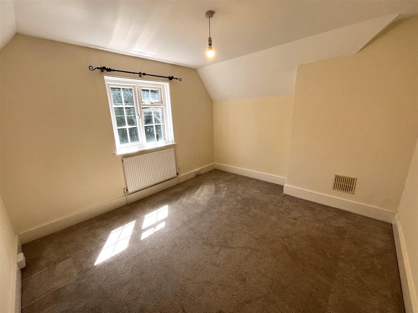 Property Image 8c5ba905-94ec-41f0-86c3-0ccfb2f91a3c